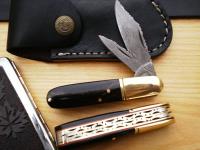 BLACK HORN - Damascus Barlow Folding Knife with Buffalo Horn and Brass Handle