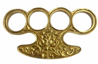 Brass Knuckle with Leaf Design Close