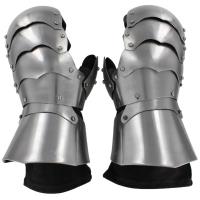 IN9409 - Clamshell Gauntlets with Gloves