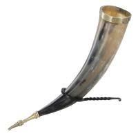 IN60623HR - Stand with Drinking Shield Knot Horn Vessel Set